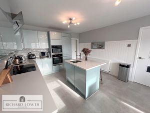 Open Plan Dining Kitchen- click for photo gallery